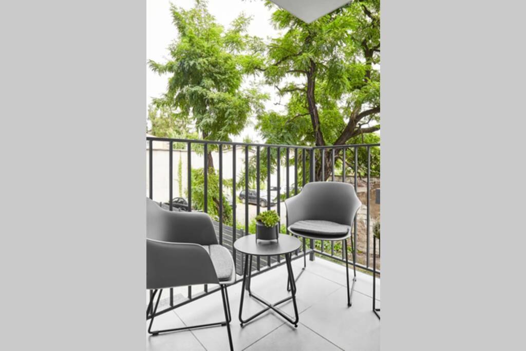 Househost Apartment: Miodowa 42/8A Street คราคูฟ ภายนอก รูปภาพ